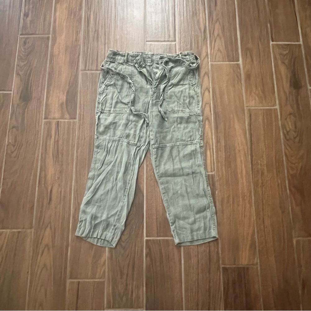 Green American Eagle pants size 6